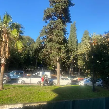Apartment En 1ª Linea De Playa Marbella
